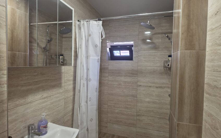 Двустаен апартамент под наем в Топ център, гр.Хасково