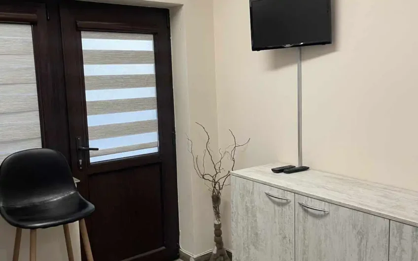 Салон за красота под наем в широк център,град Хасково