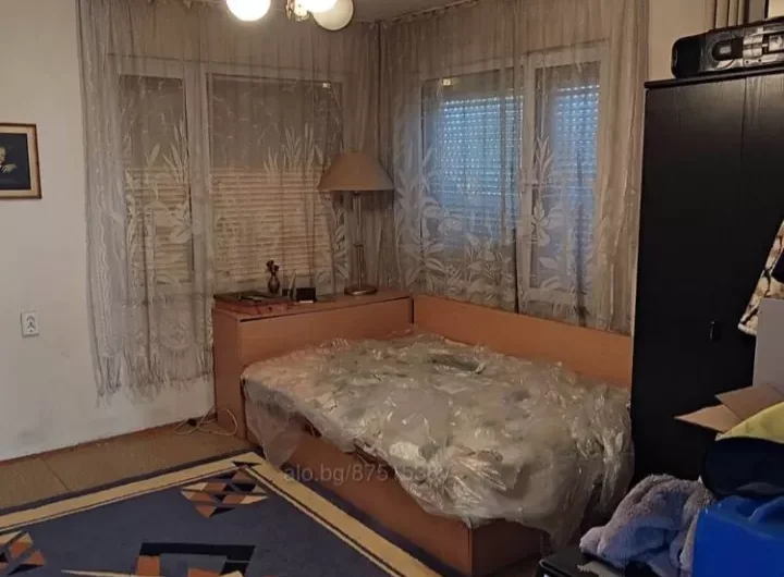 Къща в кв. Училищни град Хасково