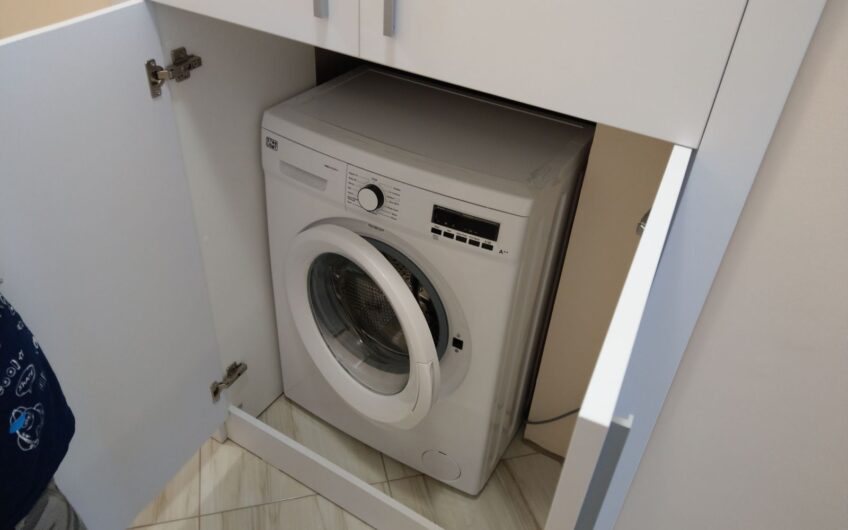 Двустаен апартамент под наем в ТОП центъра на град Хасково