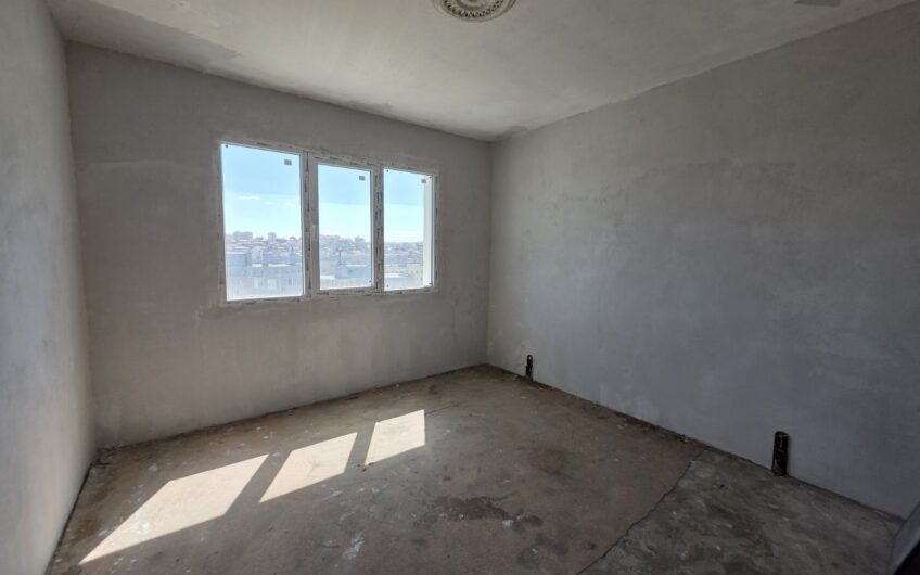 Тристаен апартамент в кв.Бадема,гр.Хасково