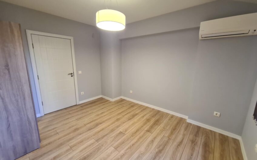 Тристаен апартамент под наем в в Центъра на гр.Хасково