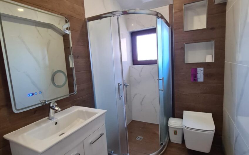 Тристаен апартамент под наем в в Центъра на гр.Хасково