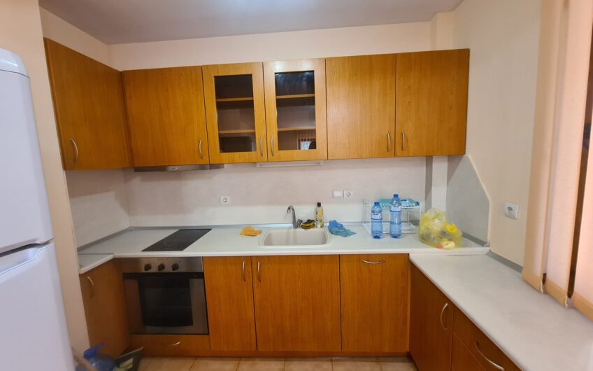 Тристаен апартамент под наем в кв.Овчарски,гр. Хасково