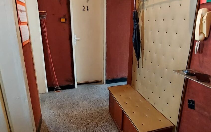 Тристаен апартамент в Центъра на гр.Хасково