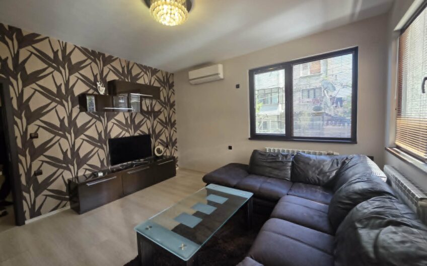 Тристаен апартамент под наем в кв.Каменни,гр.Хасково