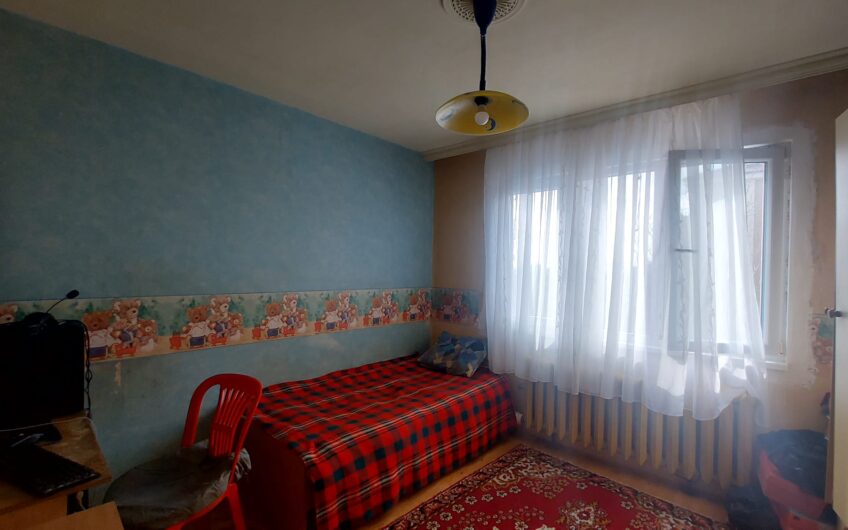 Тристаен апартамент в кв. Дружба, гр.Хасково