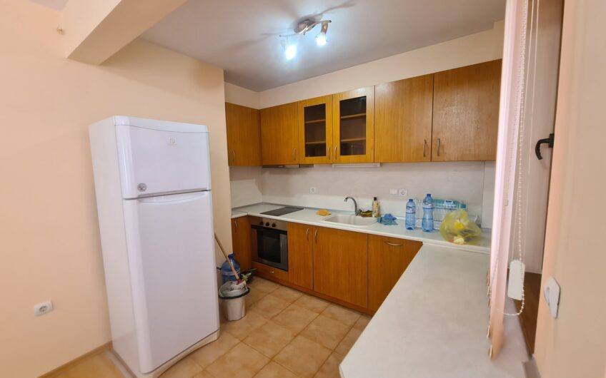 Тристаен апартамент под наем в кв.Овчарски,гр. Хасково