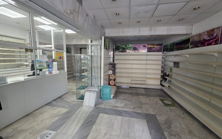 Търговски обект/Магазин под наем в центъра на гр.Хасково