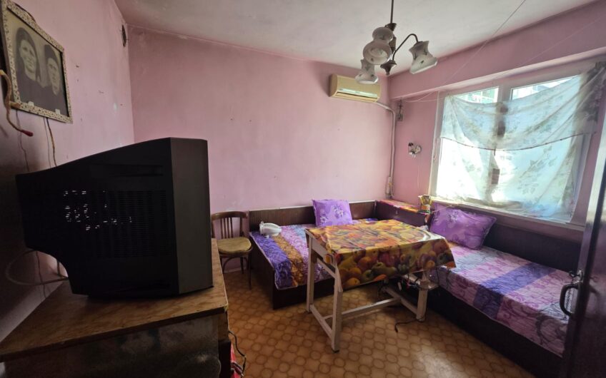 Тристаен апартамент в кв. Любен Каравелов, гр. Хасково